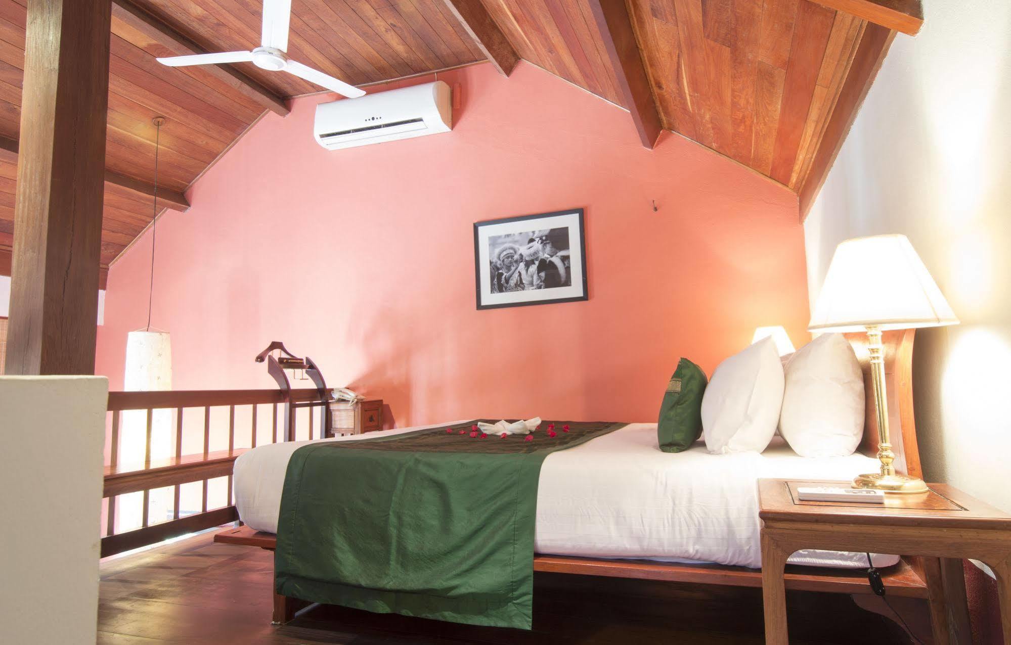 The Belle Rive Boutique Hotel Luang Prabang Eksteriør billede